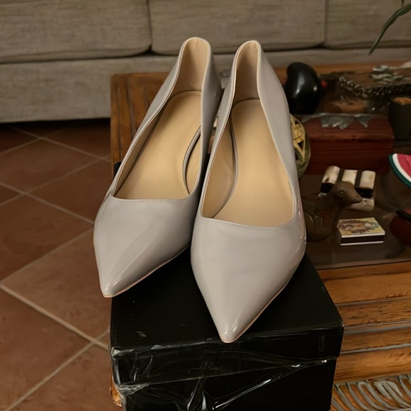 Women Fashion Pointed Toe Slip On Comfort Basic Kitten Heel Pumps Shoes - Picture 7 of 10